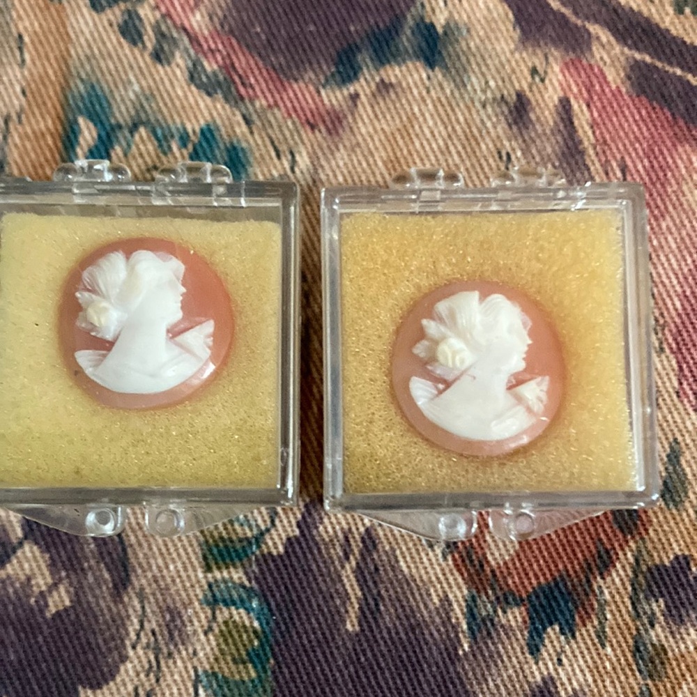 Cameos